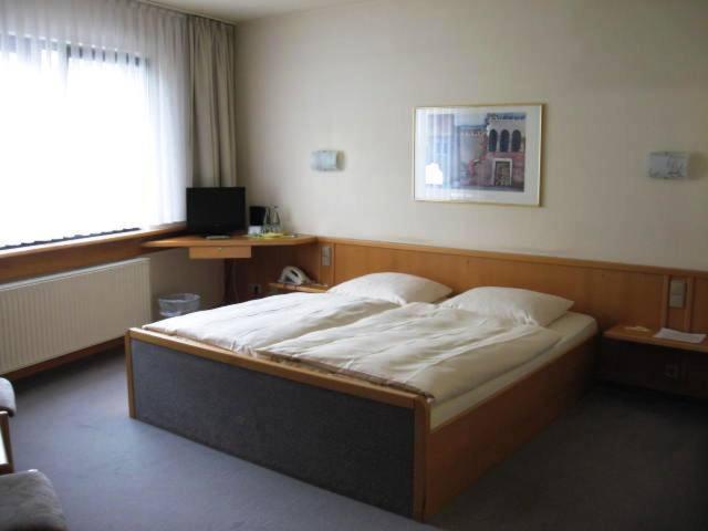 Hotel Pfaelzer Hof, Zum Schokoladengiesser Rodalben Szoba fotó